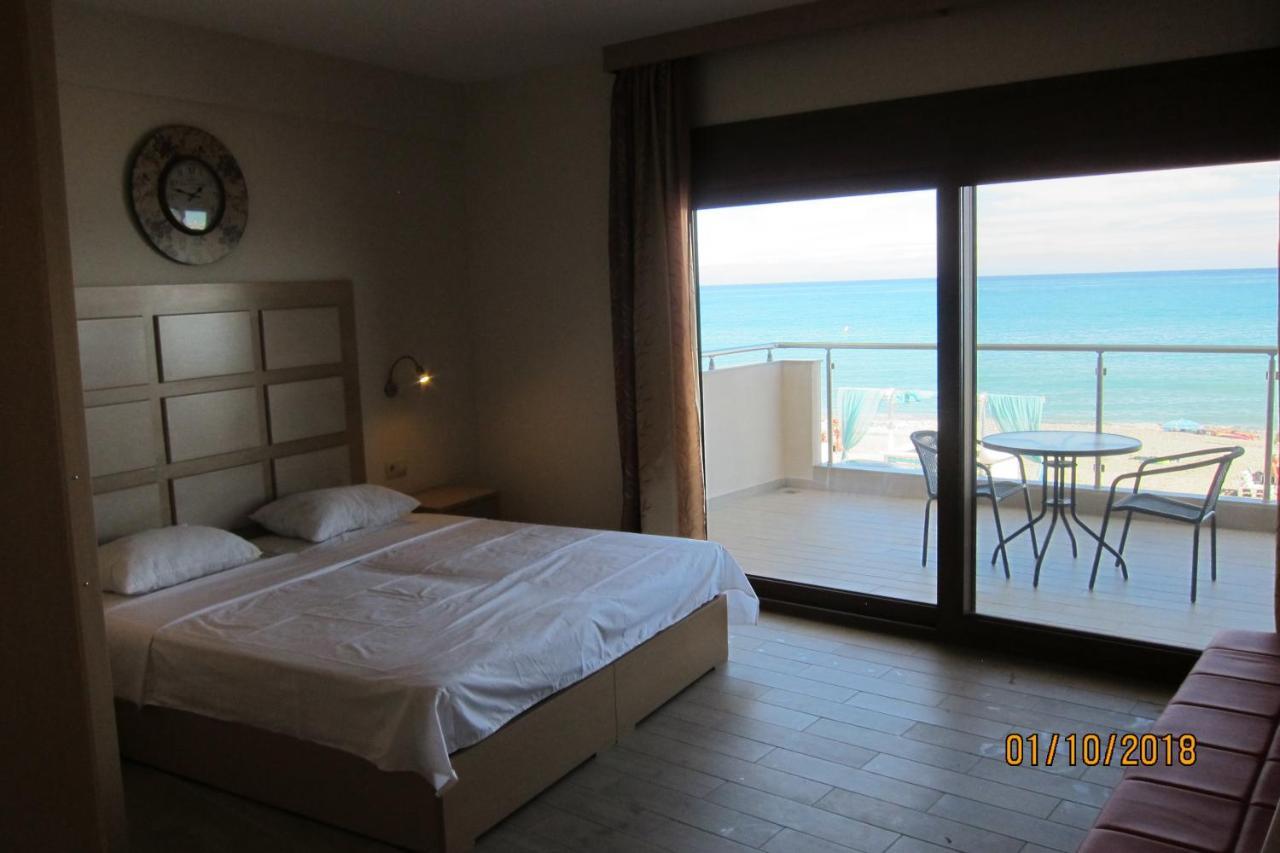 Apartments By The Sea Leptokaryá Eksteriør billede
